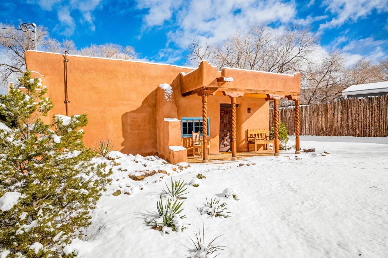 Pueblo Revival Villa Taos Exterior foto