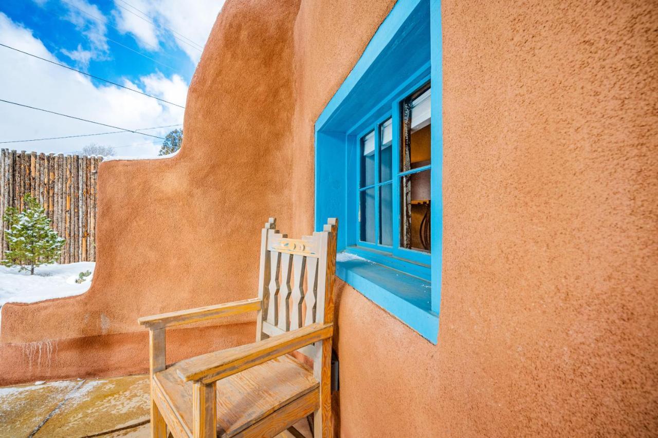Pueblo Revival Villa Taos Exterior foto